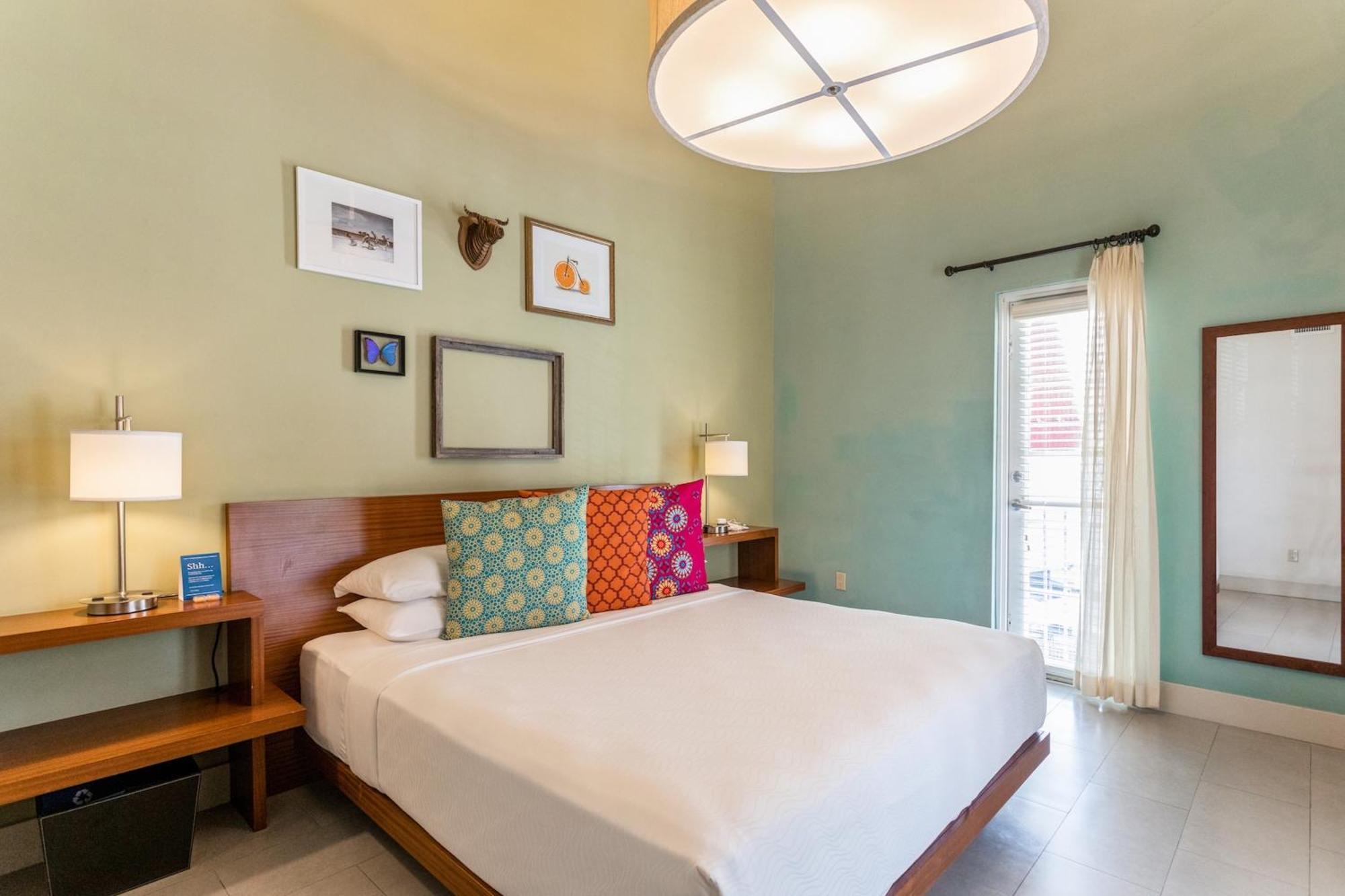 Kasa El Paseo Miami Beach Room photo